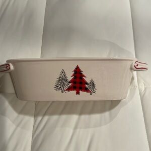 Super cute Holiday Serving Dish